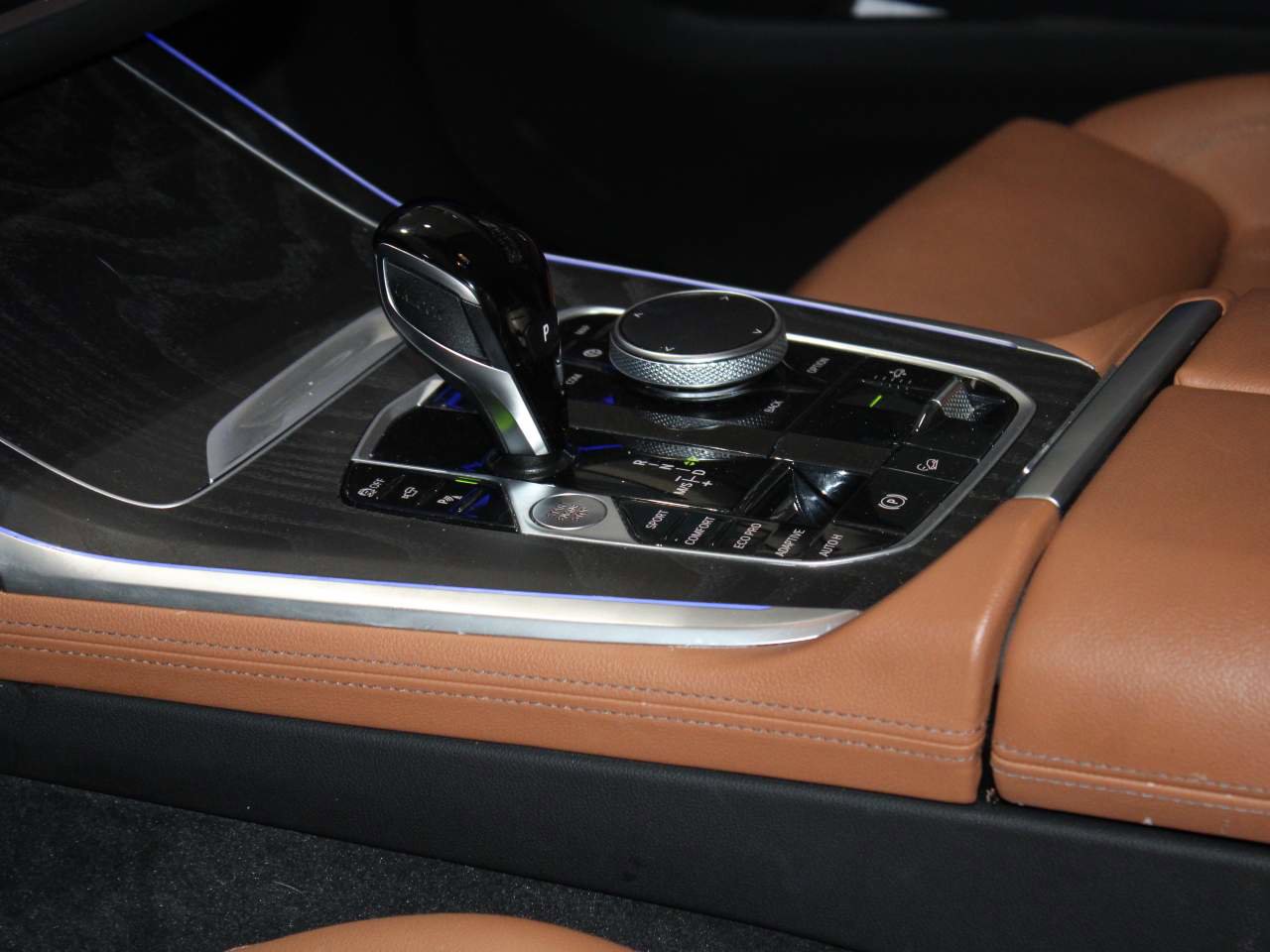 Certified 2022 BMW X7 xDrive40i w/ Premium Package image 11