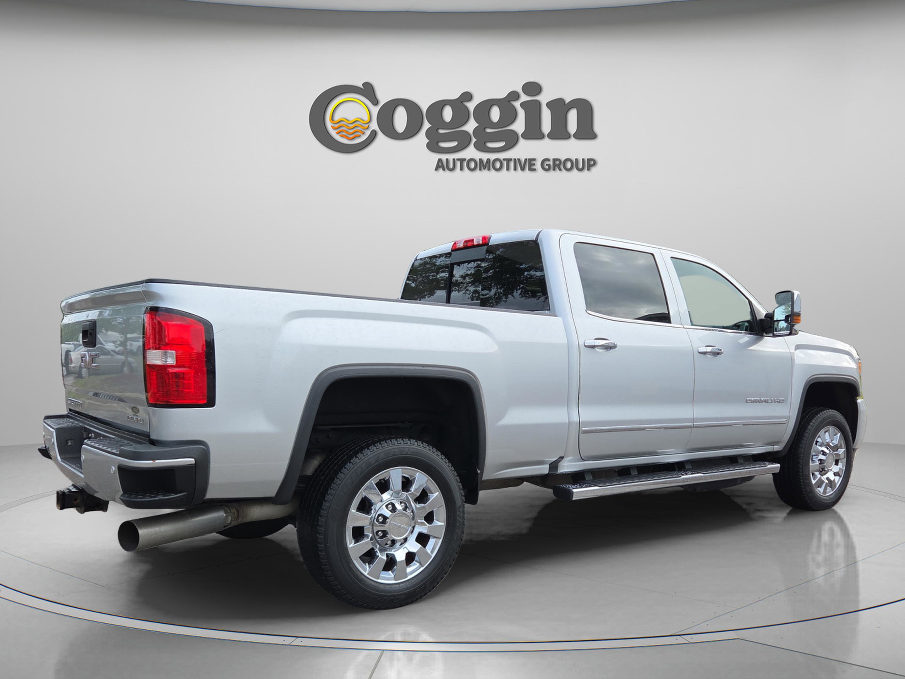 Used 2019 GMC Sierra 2500 Denali w/ Duramax Plus Package image 5