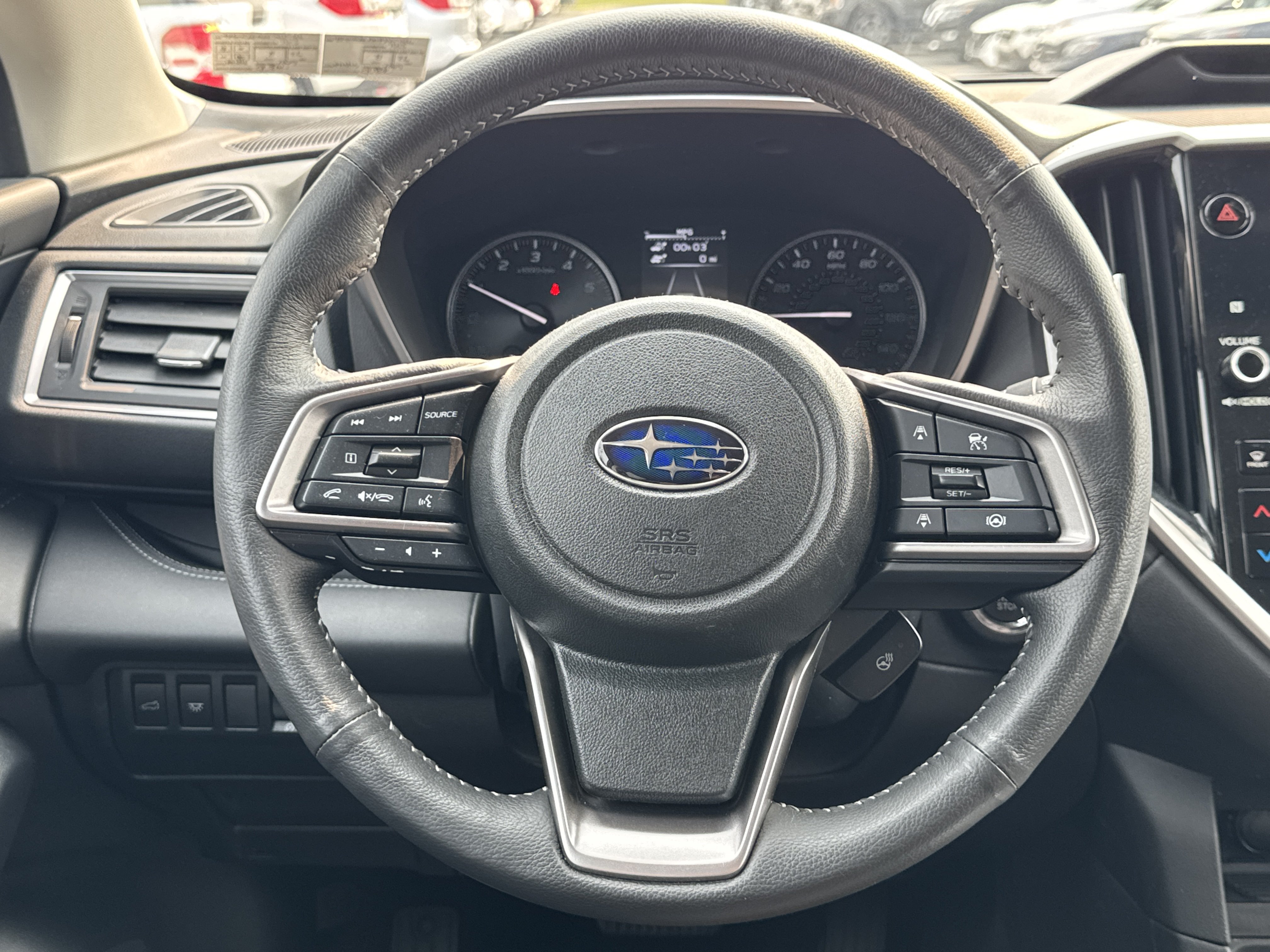 Used 2023 Subaru Ascent Limited w/ Technology Package AWD/4WD image 7