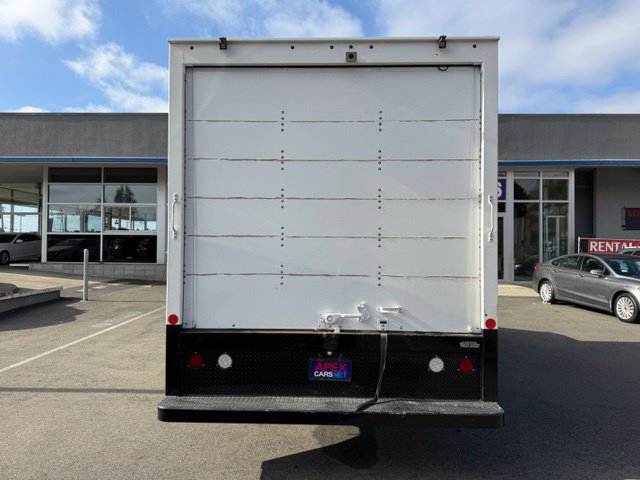 Used 2024 Ford E-450 and Econoline 450 Super Duty w/ Power Windows & Locks Group RWD image 4