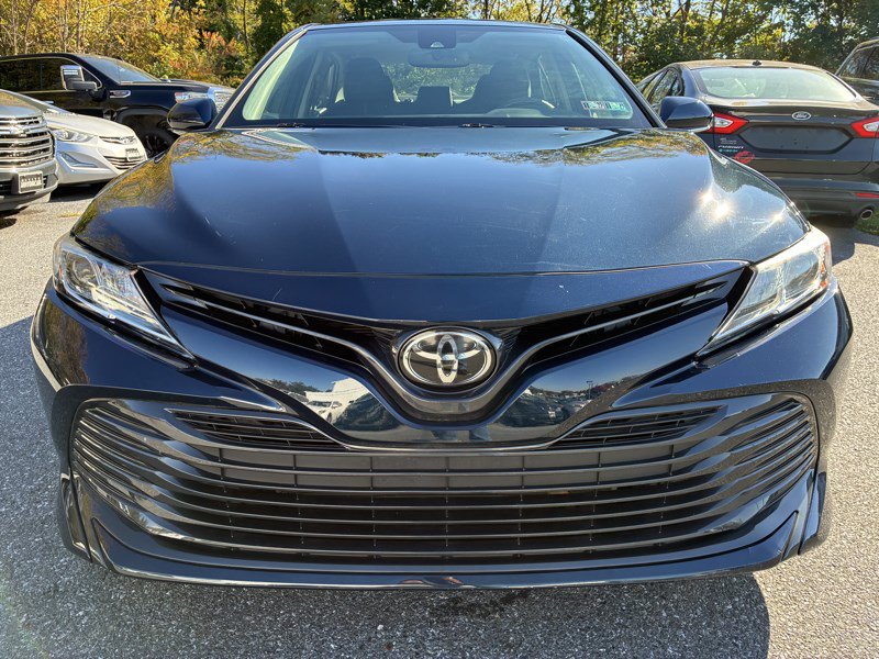 Used 2019 Toyota Camry LE w/ Convenience Package FWD image 2