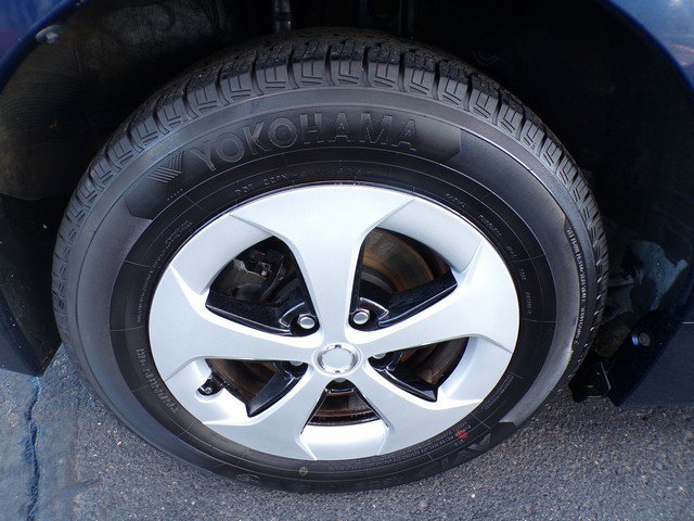 Used 2015 Toyota Prius Four image 24