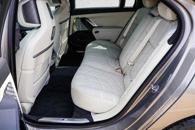 New 2026 BMW 760i xDrive w/ Executive Package AWD/4WD image 19