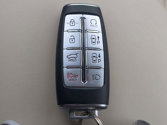 Used 2023 Genesis GV70 2.5T w/ Advanced Package AWD/4WD image 29
