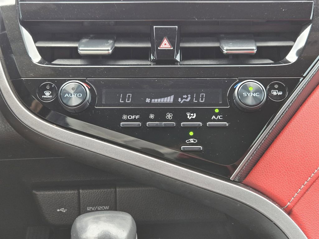 Used 2023 Toyota Camry XSE FWD image 21