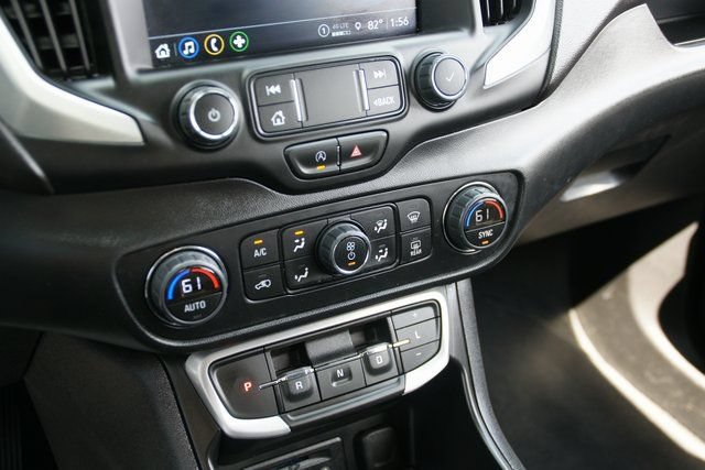 Used 2023 GMC Terrain SLT FWD image 21