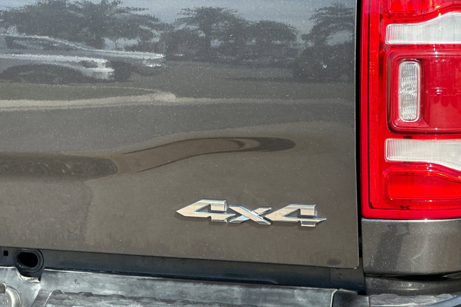 Used 2024 RAM 2500 Laramie image 27