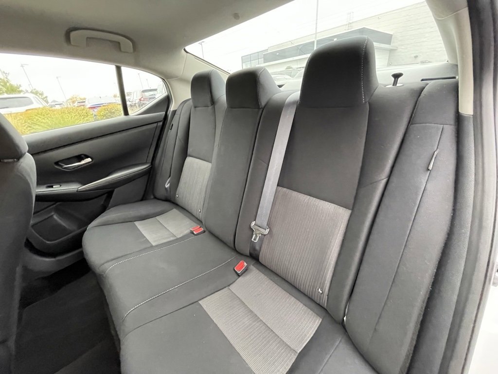 Used 2023 Nissan Sentra SV image 24