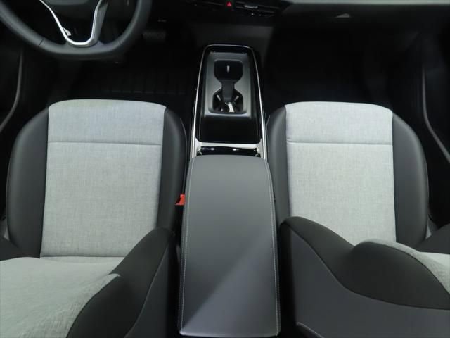 New 2025 Volkswagen ID.4 Pro image 17