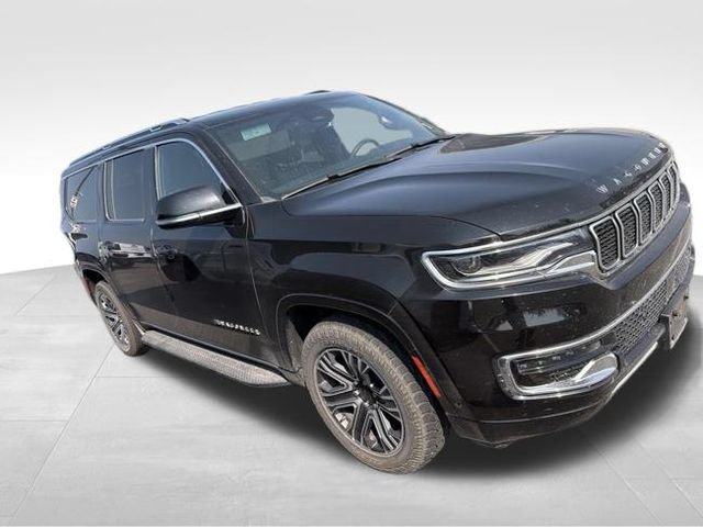 Used 2024 Jeep Wagoneer L Series II w/ Flexible Seating Group AWD/4WD image 7