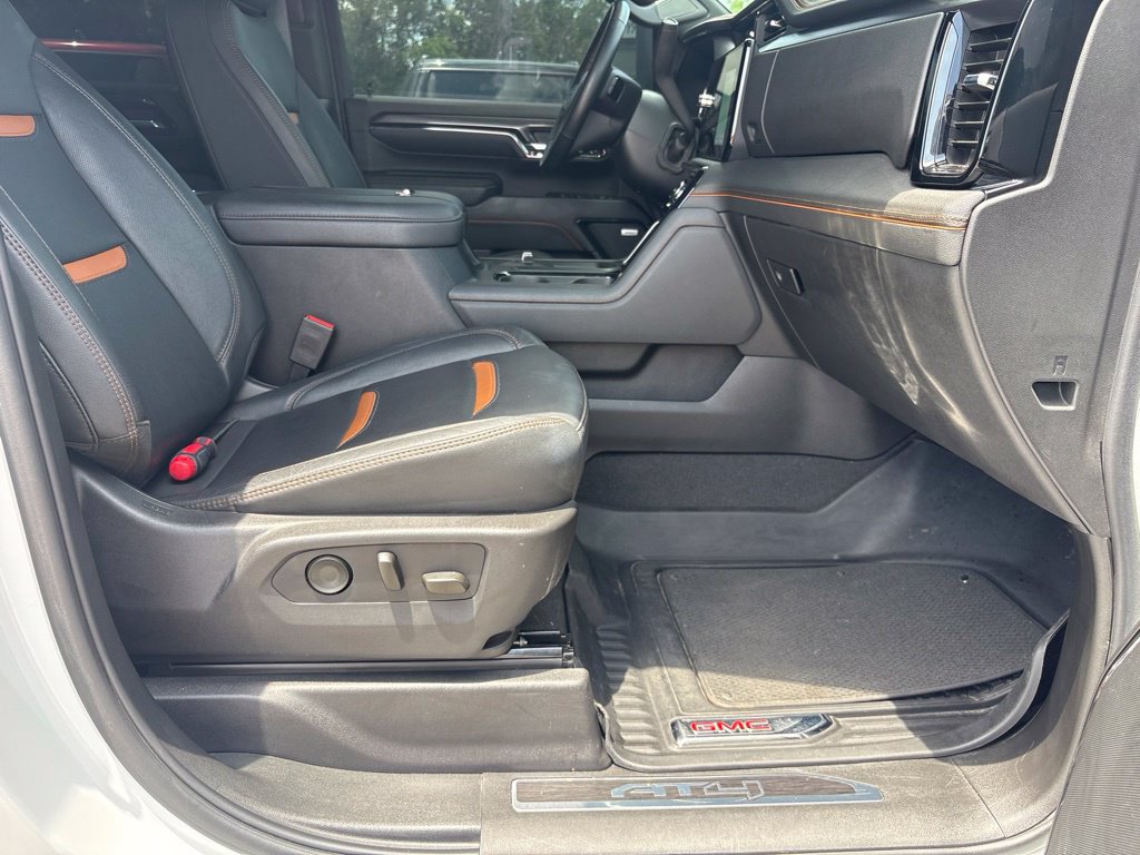 Used 2024 GMC Sierra 2500 AT4 w/ AT4 Preferred Package AWD/4WD image 49