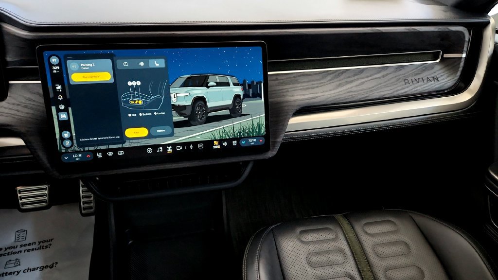 Used 2023 Rivian R1S Adventure Quad AWD/4WD image 29