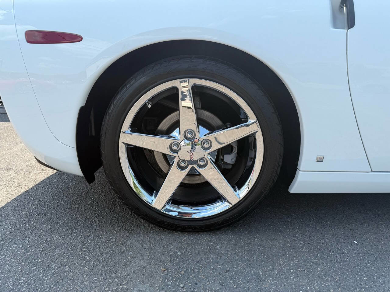 Used 2006 Chevrolet Corvette Convertible w/ Preferred Equipment Group image 55