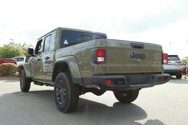 New 2026 Jeep Gladiator Sport image 9