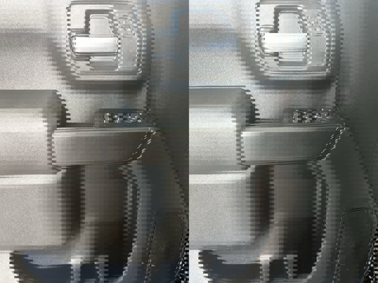 Used 2023 Chevrolet Silverado 2500 Custom w/ Custom Value Package image 13