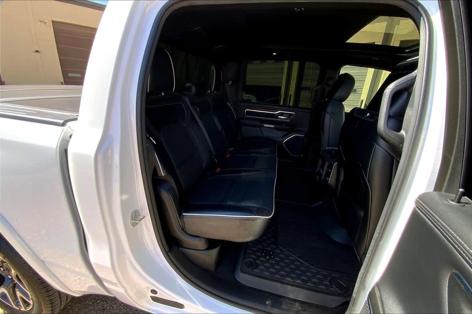 Used 2025 RAM 1500 Laramie w/ Laramie Southwest Edition AWD/4WD image 19