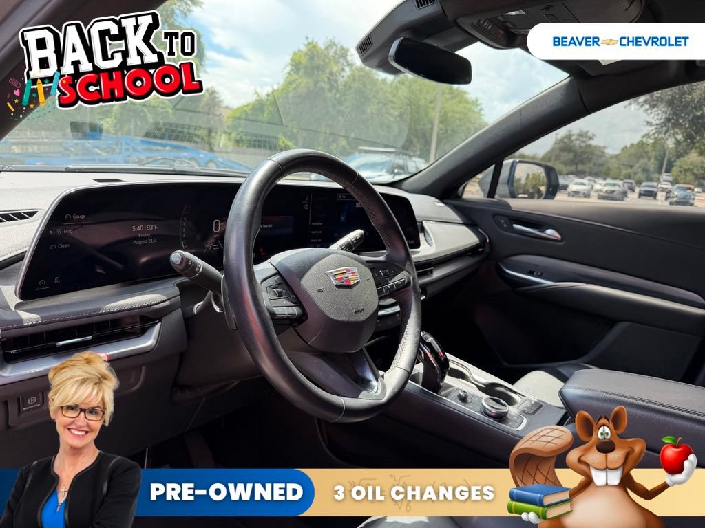 Used 2025 Cadillac XT4 Premium Luxury FWD image 12