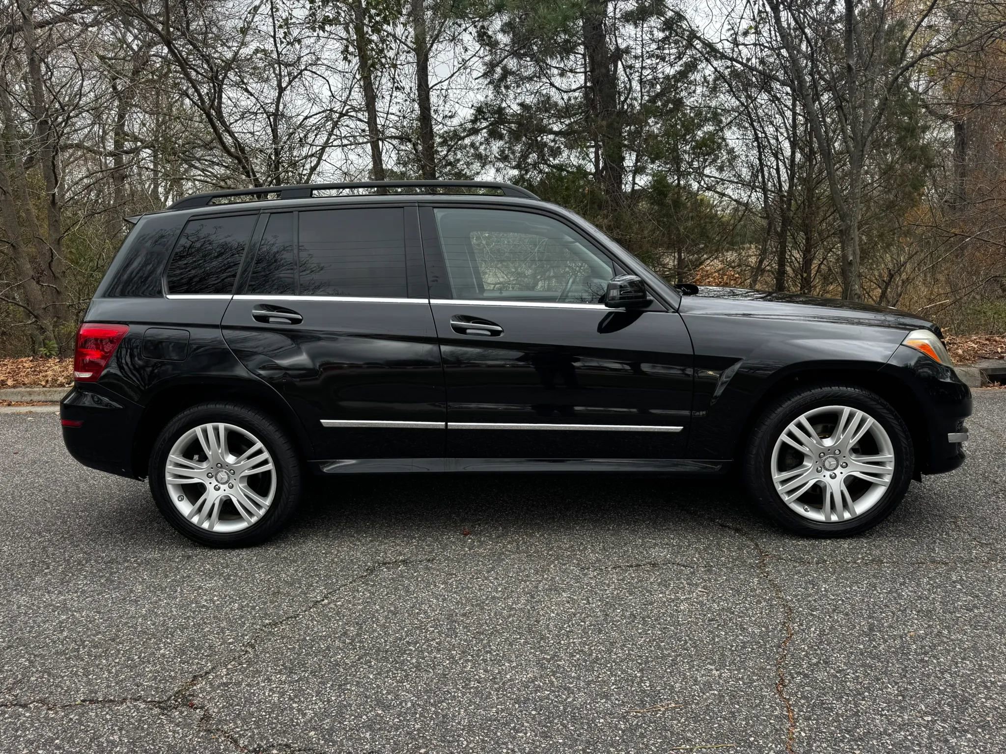 Used 2014 Mercedes-Benz GLK 350 GLK 350 Sport Utility 4D image 3