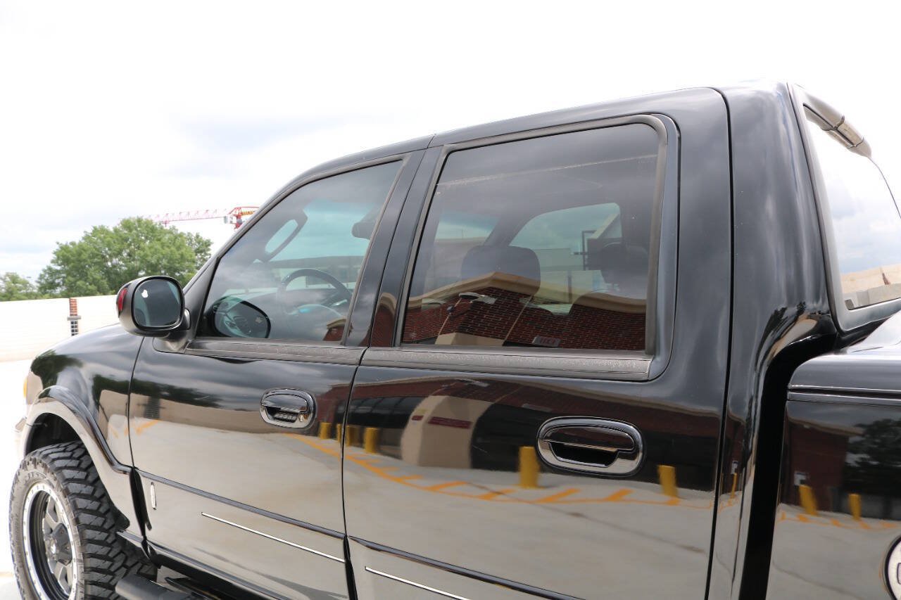 Used 2002 Lincoln Blackwood RWD image 45