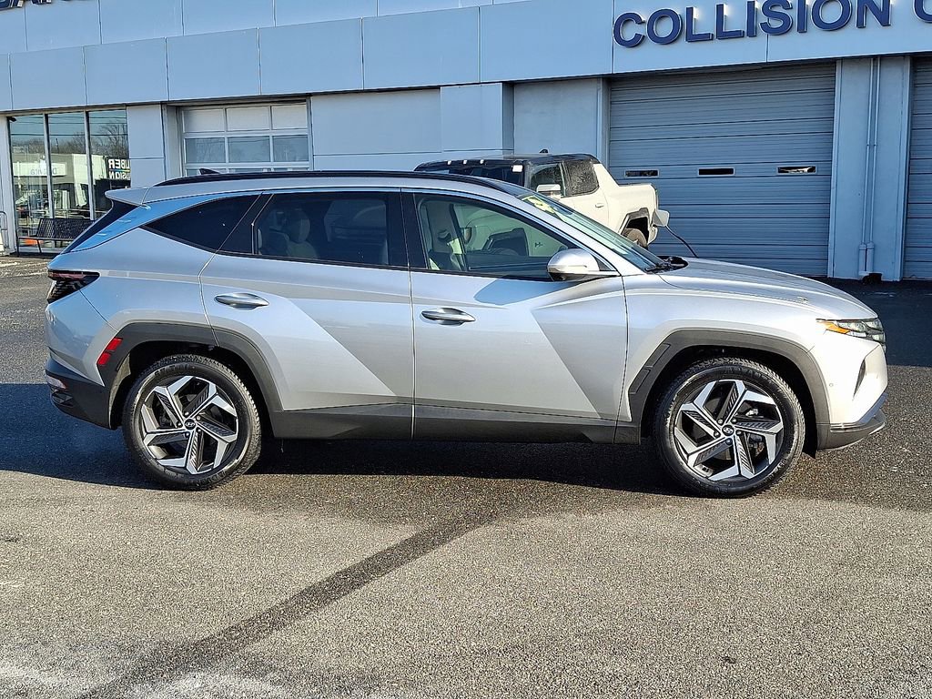 Used 2023 Hyundai Tucson Limited image 10