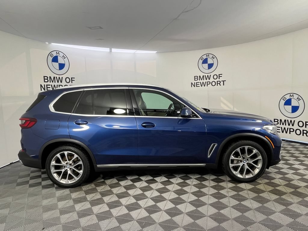 Used 2022 BMW X5 xDrive40i w/ Premium Package AWD/4WD image 6