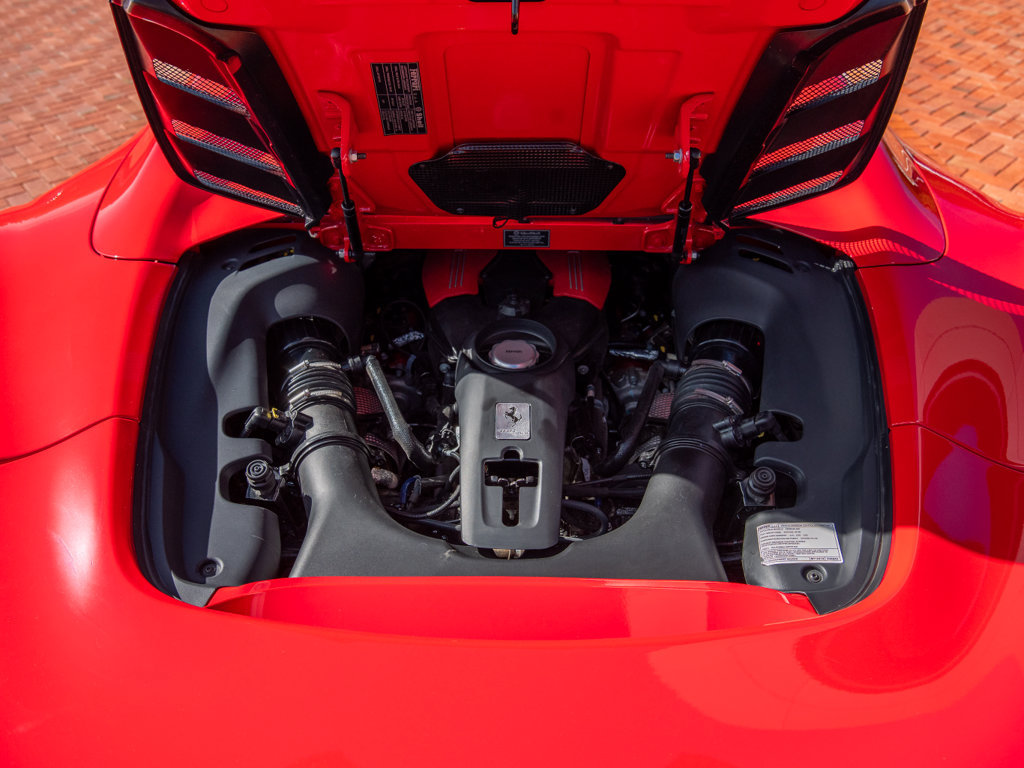 Certified 2019 Ferrari 488 Spider RWD image 32
