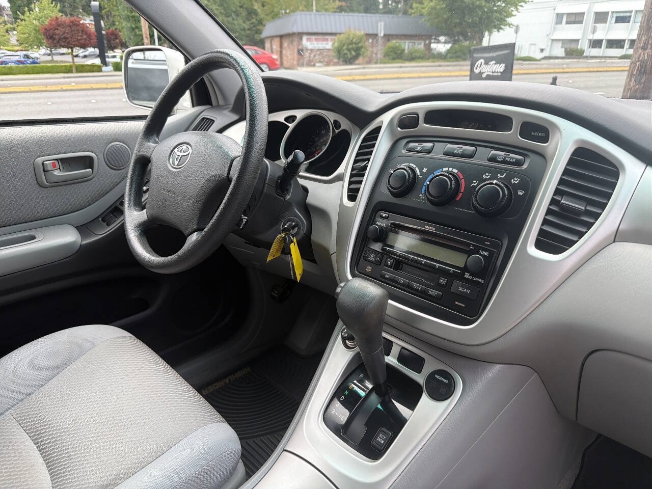 Used 2007 Toyota Highlander 4WD V6 w/ 3rd Row image 18