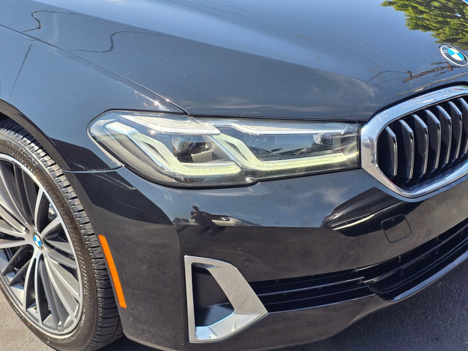 Used 2021 BMW 530i xDrive AWD/4WD image 9