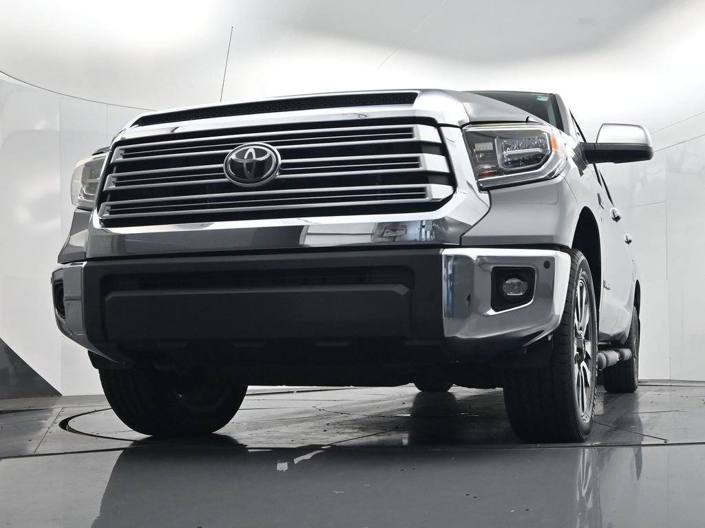 Used 2018 Toyota Tundra Limited w/ Limited Premium Package AWD/4WD image 39