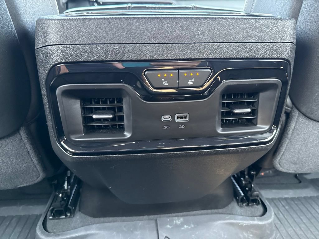 Used 2025 GMC Sierra 2500 AT4X w/ AT4X AEV Edition AWD/4WD image 63
