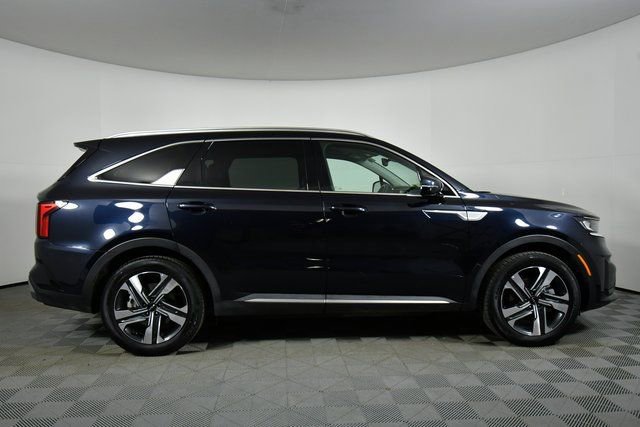 Used 2024 Kia Sorento EX image 15