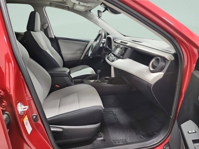 Used 2017 Toyota RAV4 XLE image 16