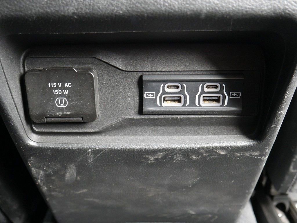 Used 2023 Jeep Grand Cherokee Altitude image 54