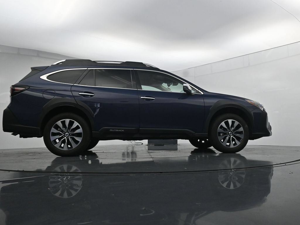 Used 2024 Subaru Outback Touring XT AWD/4WD image 39