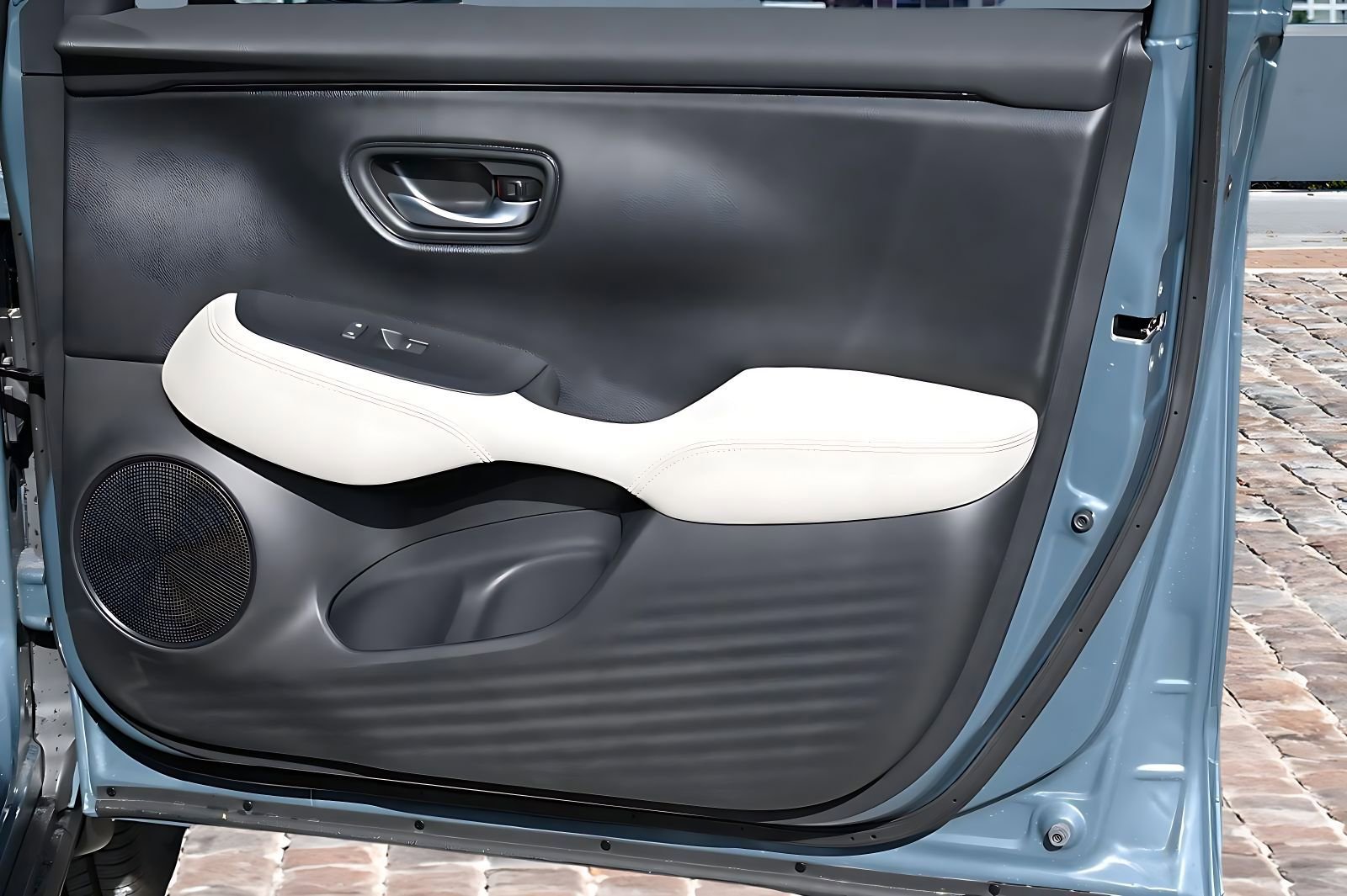 New 2026 Honda HR-V LX image 12