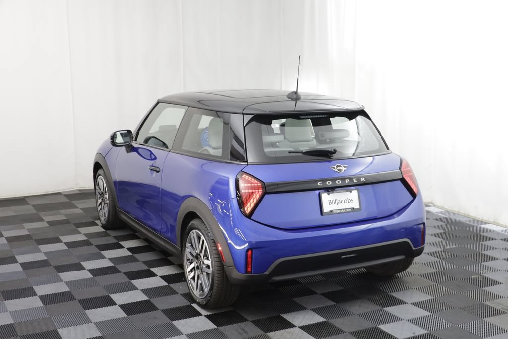 New 2026 MINI Cooper 2-Door Hardtop FWD image 16