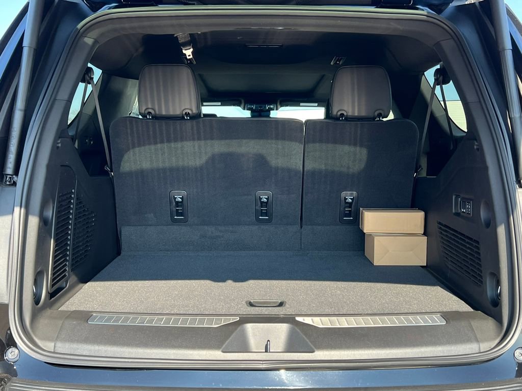 New 2025 GMC Yukon XL Denali w/ Denali Reserve Package image 37