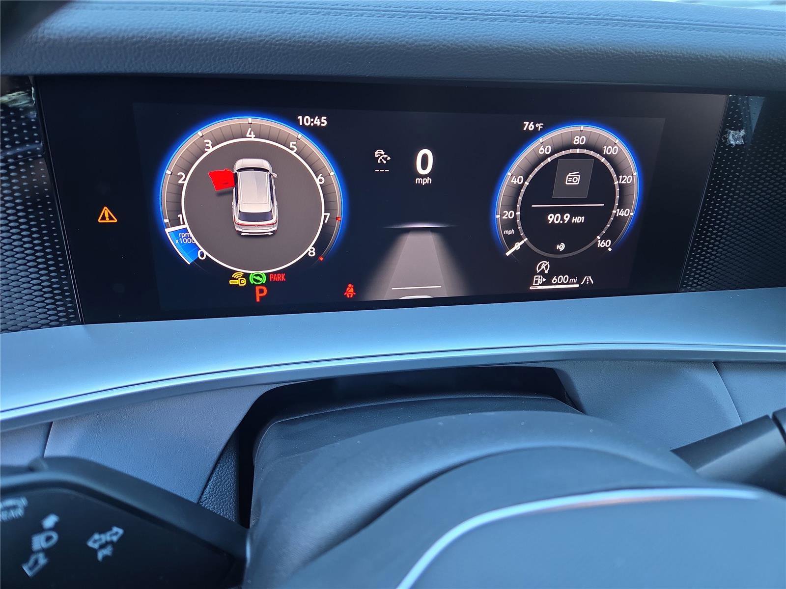 New 2025 Volkswagen Tiguan SE R-Line image 13