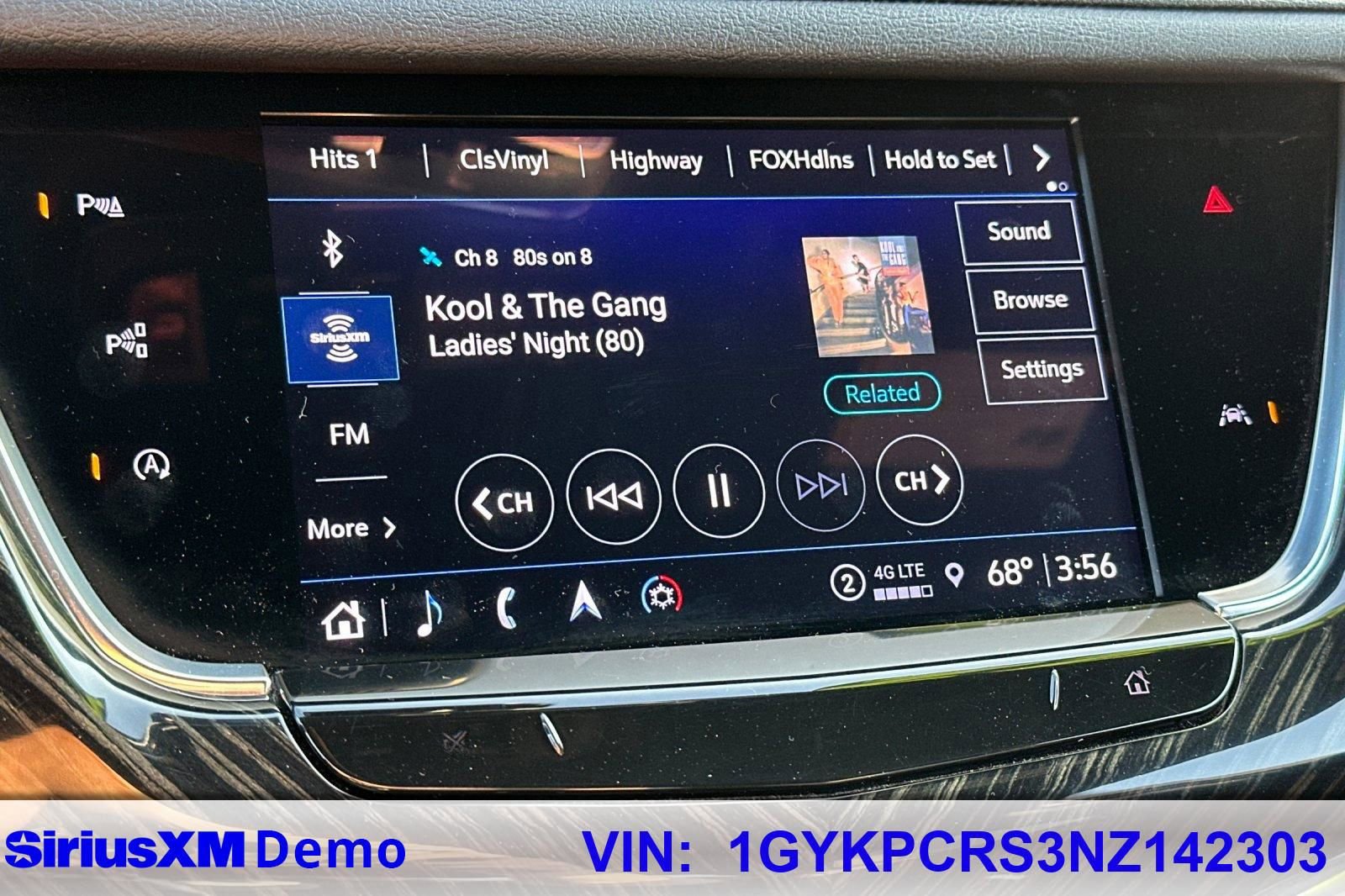 Used 2022 Cadillac XT6 Premium Luxury w/ Technology Package image 31