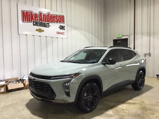 New 2026 Chevrolet Trax ACTIV w/ Sunroof Package