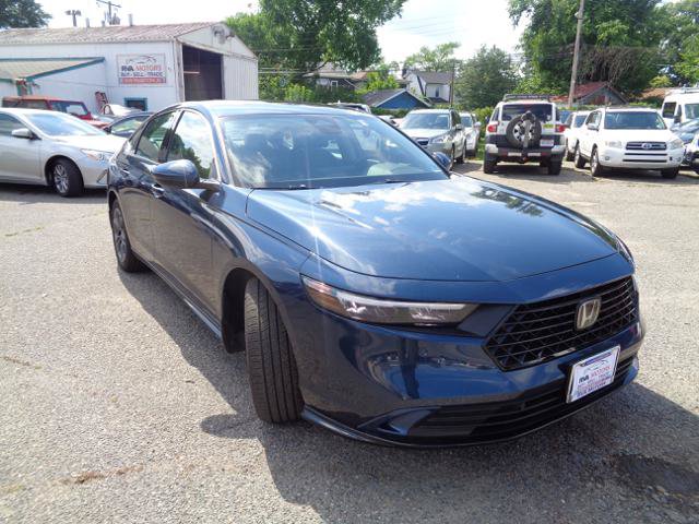 Used 2025 Honda Accord EX-L image 4