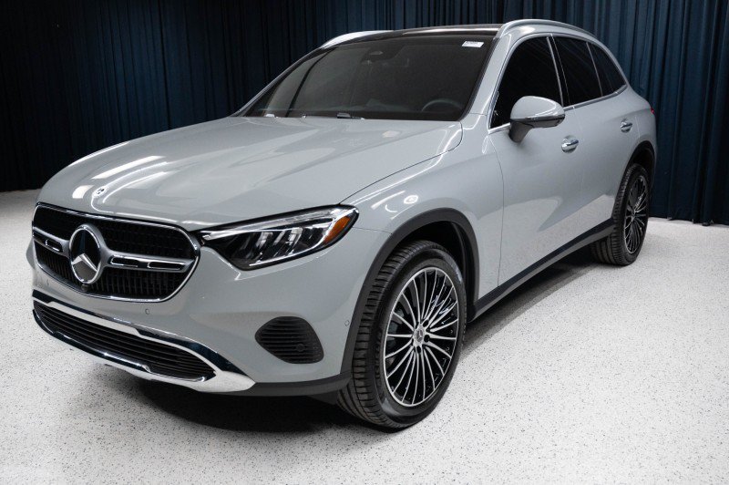 New 2027 Mercedes-Benz GLC 300