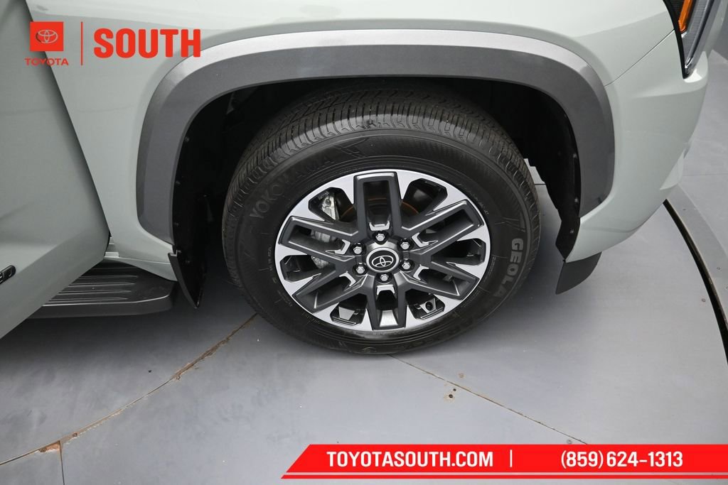Used 2024 Toyota Sequoia Limited w/ Tow Technology Package AWD/4WD image 41