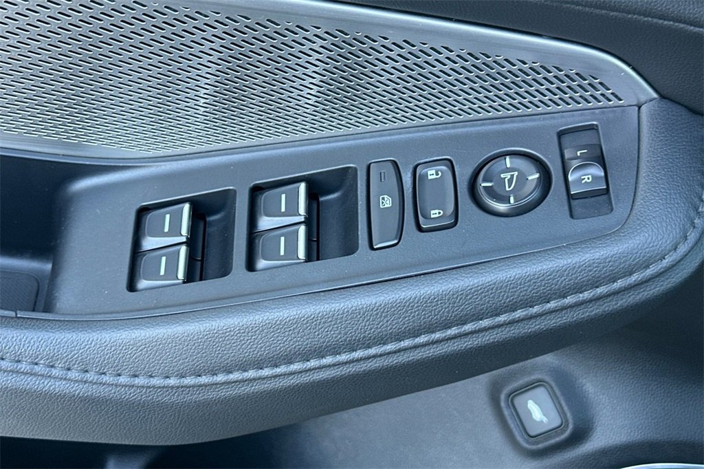 Certified 2024 Acura MDX FWD image 15