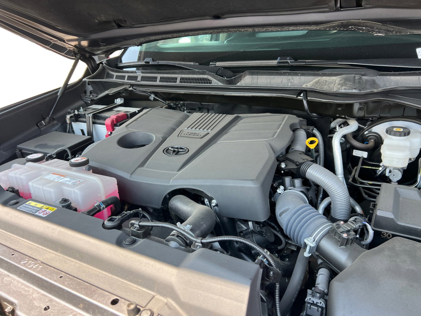 Used 2024 Toyota Tundra Limited image 13