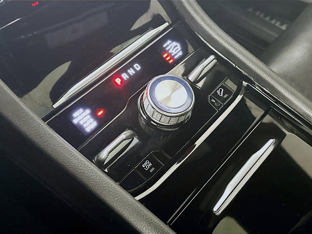 Used 2023 Jeep Grand Cherokee Summit image 16