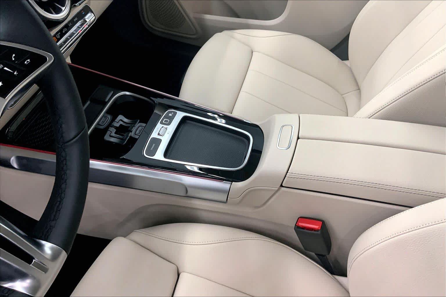 Used 2026 Mercedes-Benz GLB 250 image 26