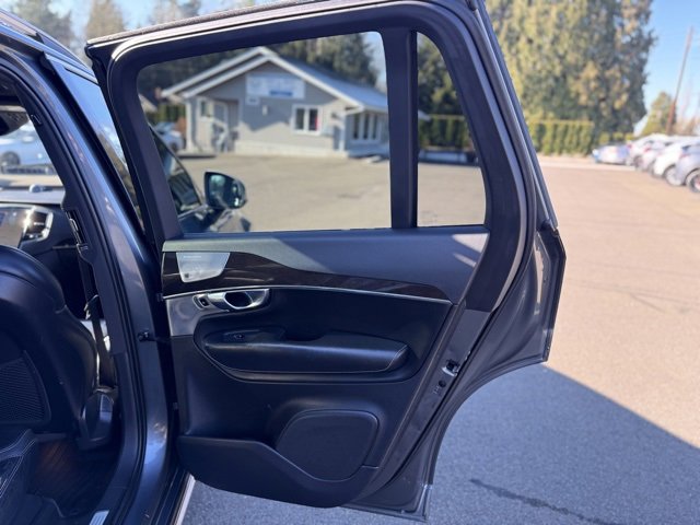 Used 2018 Volvo XC90 T6 Momentum w/ Convenience Package image 25