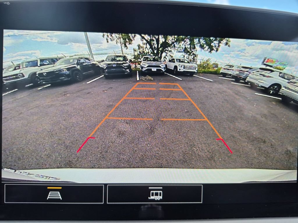 Used 2025 Chevrolet Blazer LT AWD/4WD image 18
