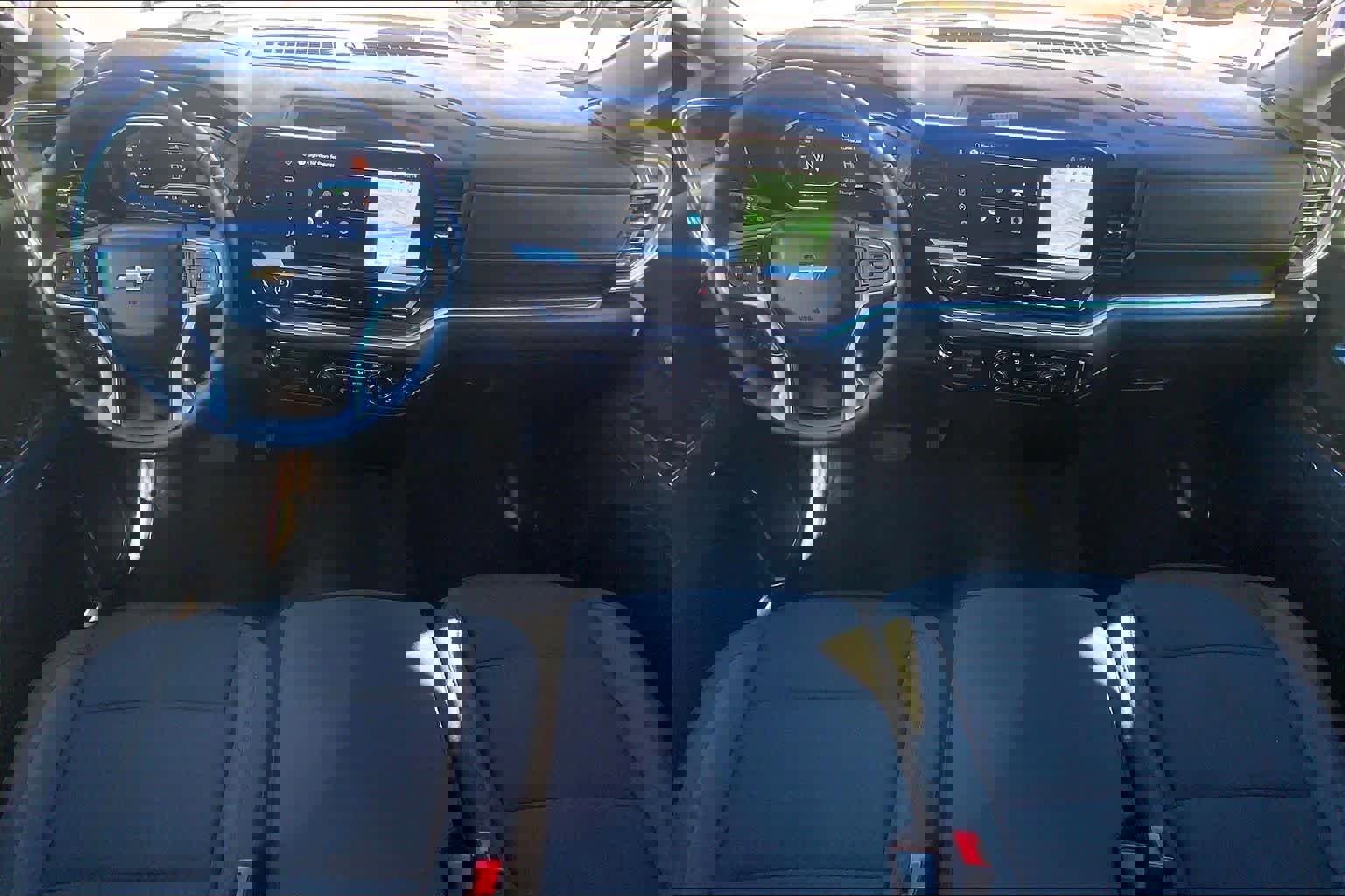 Certified 2025 Chevrolet Silverado 2500 LT w/ Convenience Package image 13